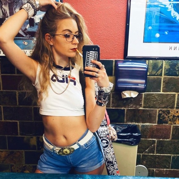 Meet your Posher, Tabby - Picture 9 of 15